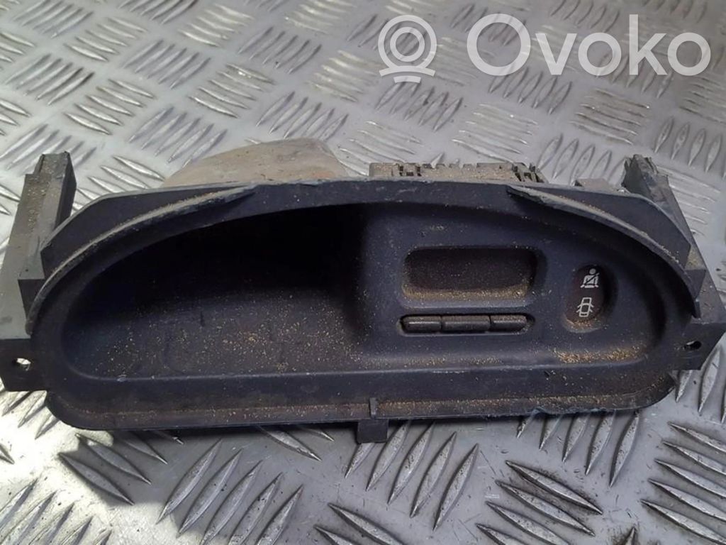 Renault Clio II Monitor / wyświetlacz / ekran 