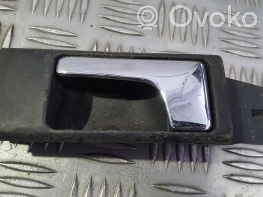 Audi A6 S6 C4 4A Manecilla interna puerta trasera 