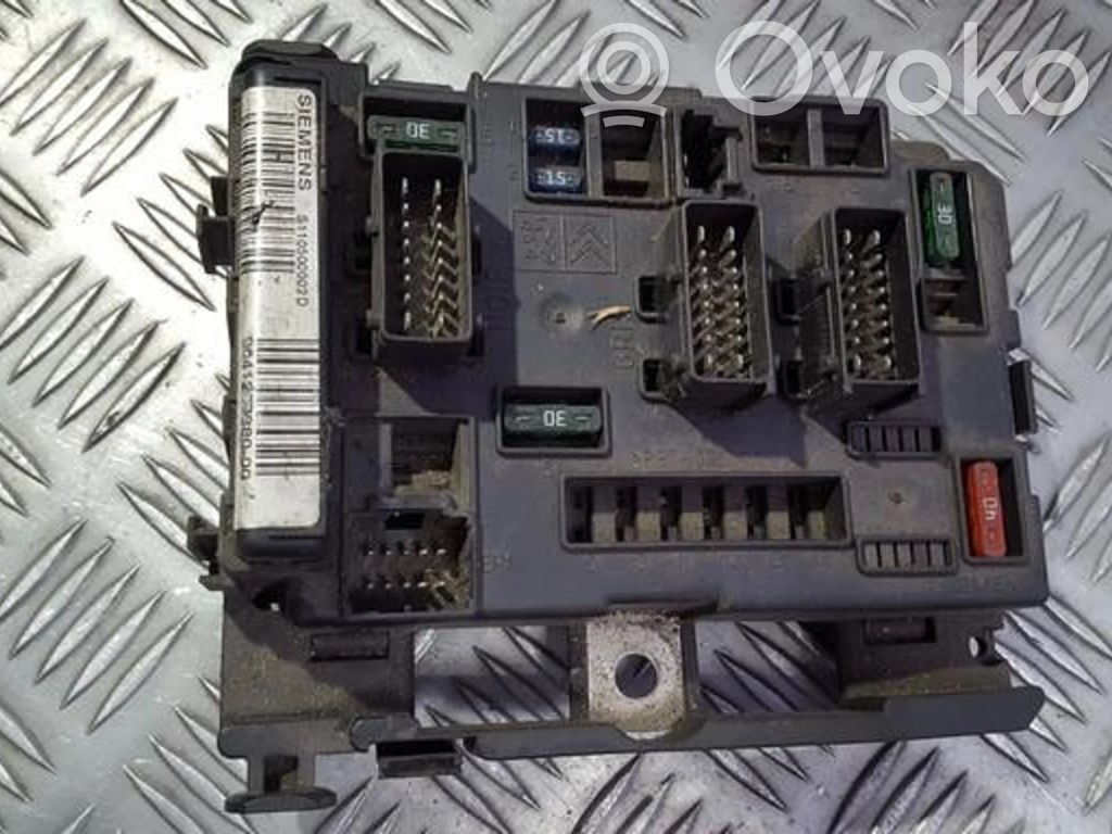 Skrzynka bezpieczników / Komplet   S110500002D,613095537,613095537,S110500002D