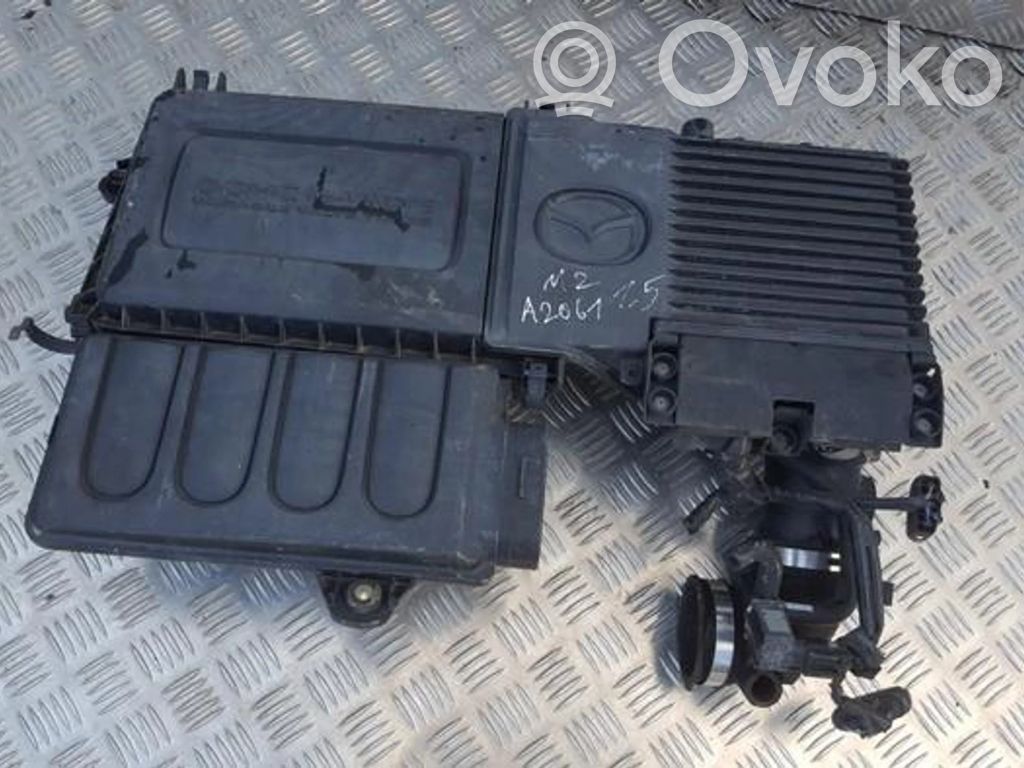 Mazda 2 Air filter box 