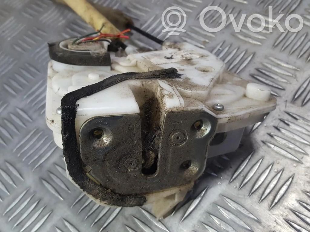 Mazda 2 Încuietoare ușă spate