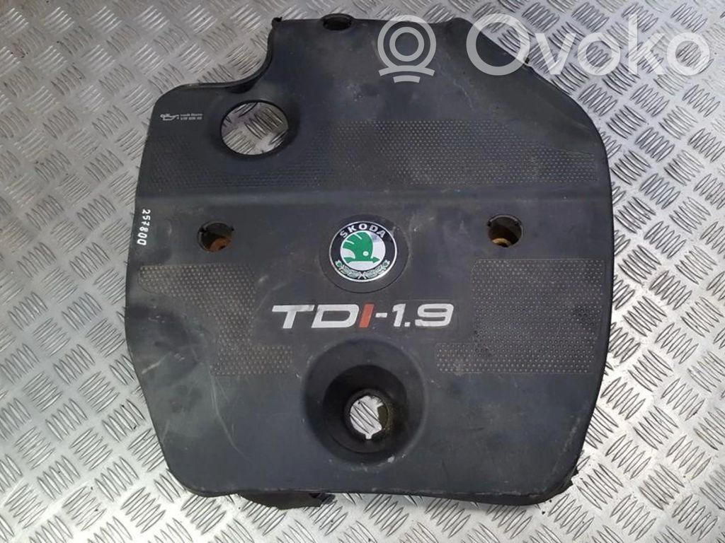 Skoda Octavia Mk1 (1U) Copri motore (rivestimento) 