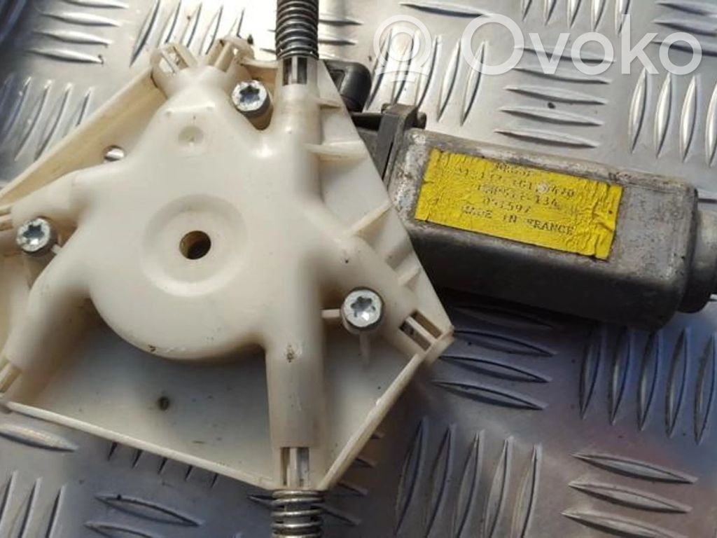 Volvo S40, V40 Silnik regulatora szyby drzwi przednich 