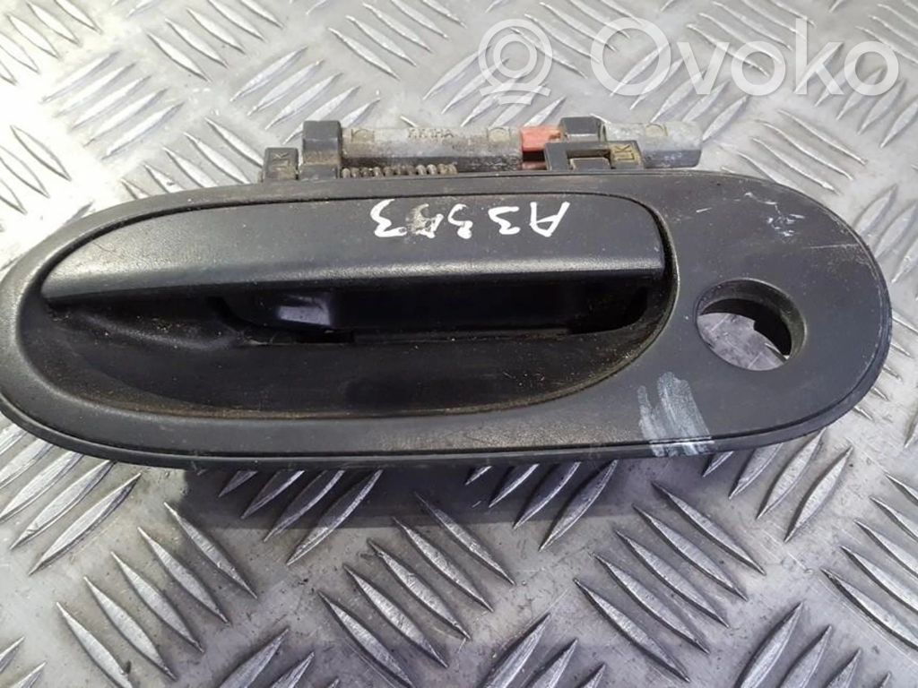 Nissan Almera Klamka zewnętrzna drzwi 