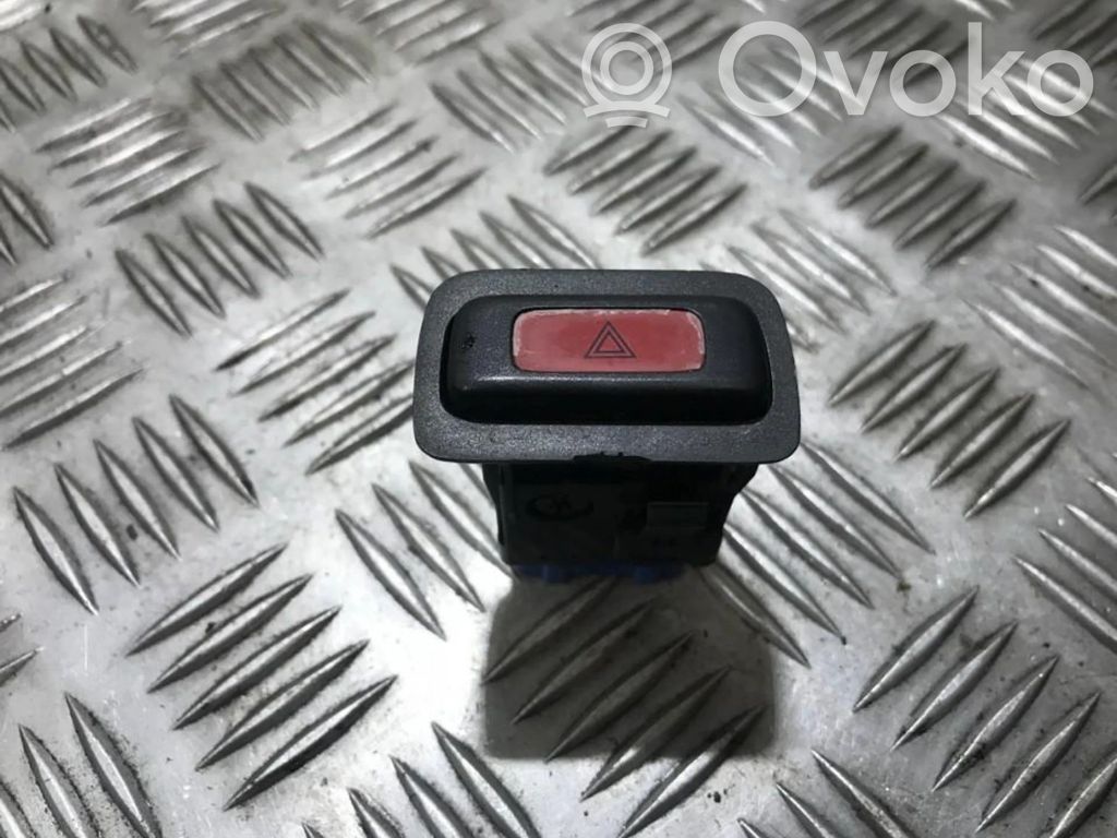 Botón interruptor de luz de peligro   50367,50367ST3,50367,50367ST3