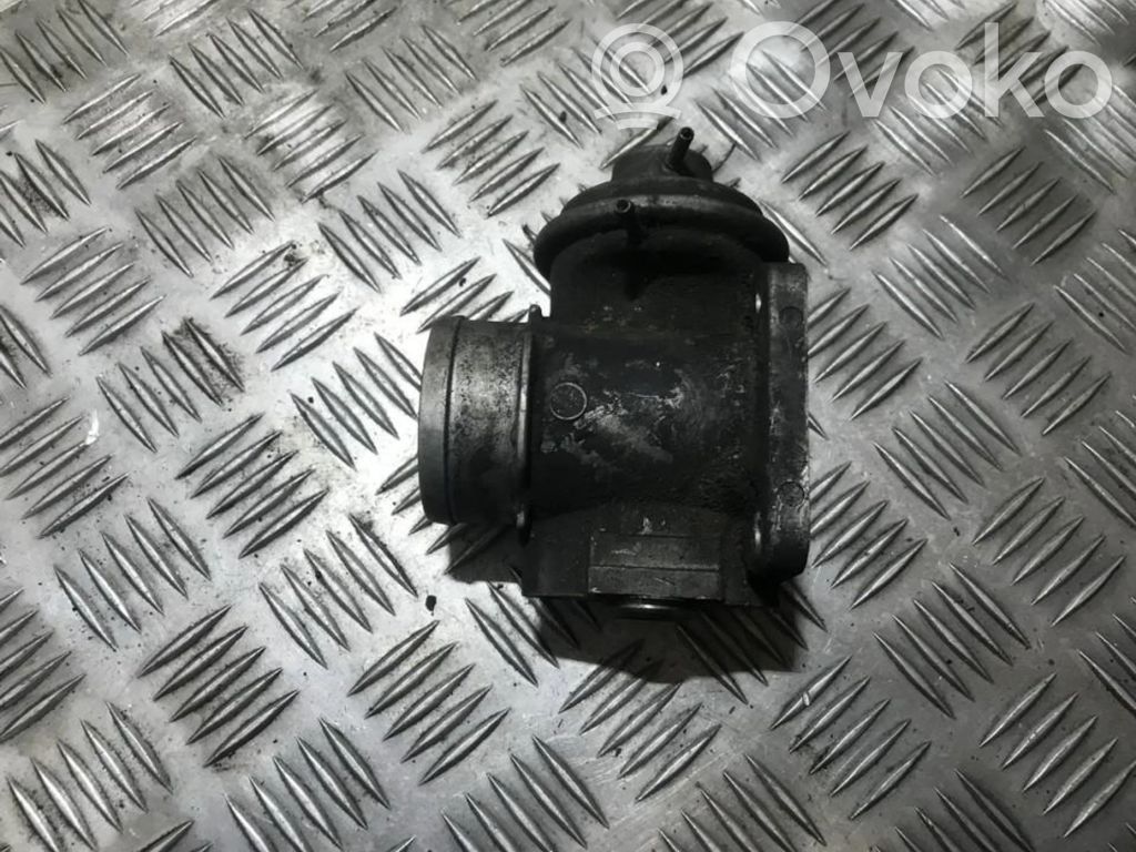 BMW 3 E36 Zawór EGR 