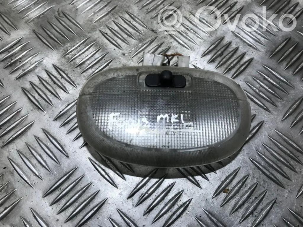 Ford Focus Illuminazione sedili anteriori 