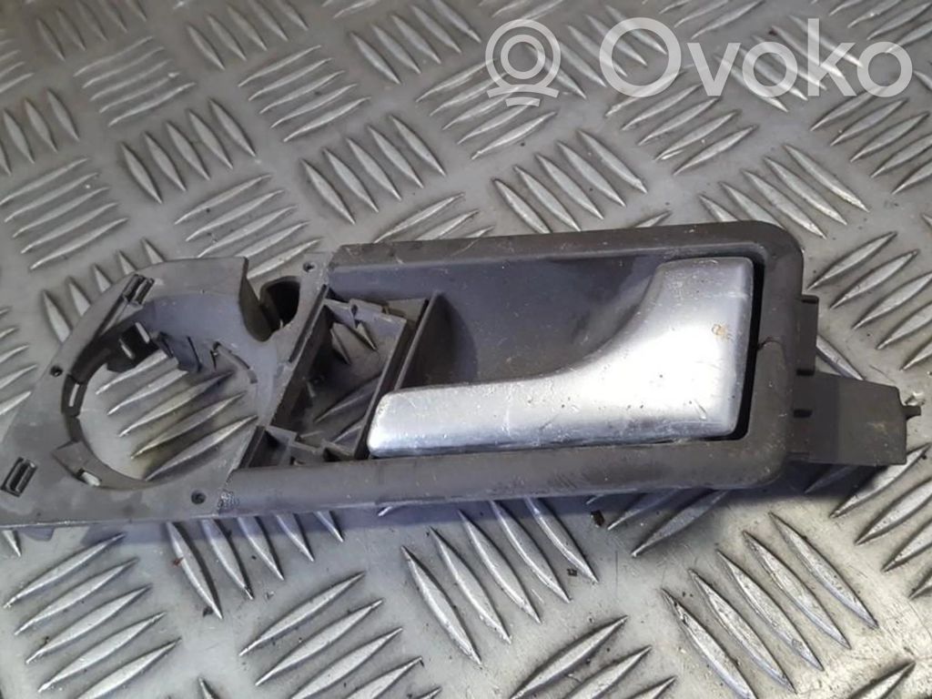 Manecilla interna puerta delantera   8Z0837020C,E040313522,8Z0837020C,E040313522