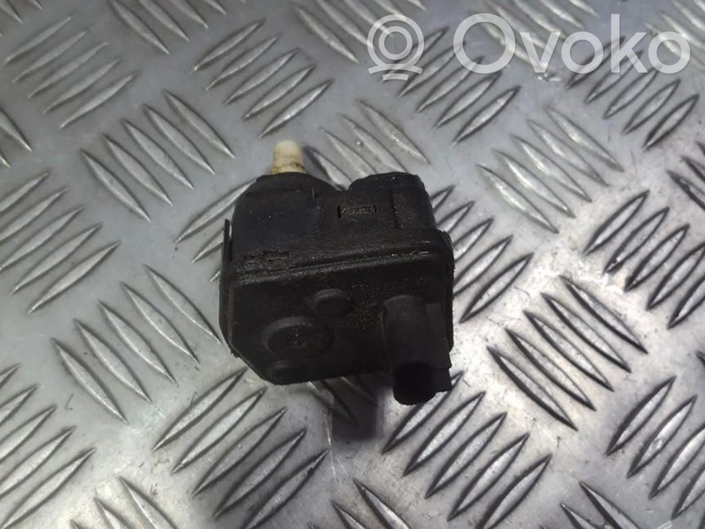 Opel Omega B1 Scheinwerferstellmotor