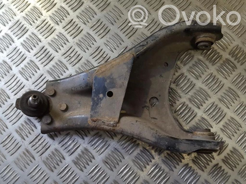 Querlenker Achsschenkel vorne   1195376,545000138R,1195376,33118H5812,545000138R