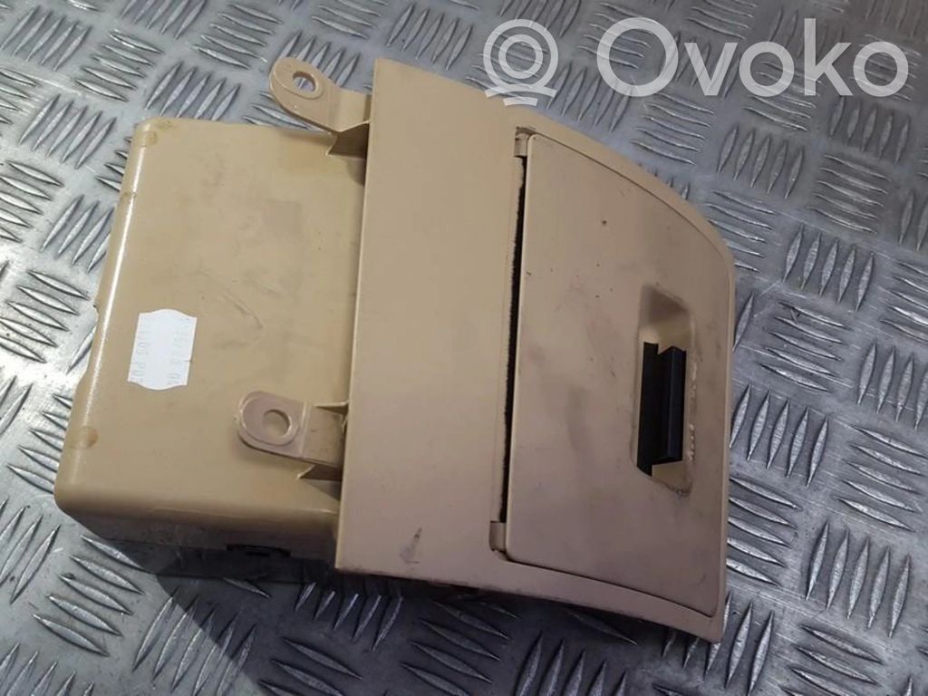 BMW 5 E60 E61 Autres pièces intérieures 