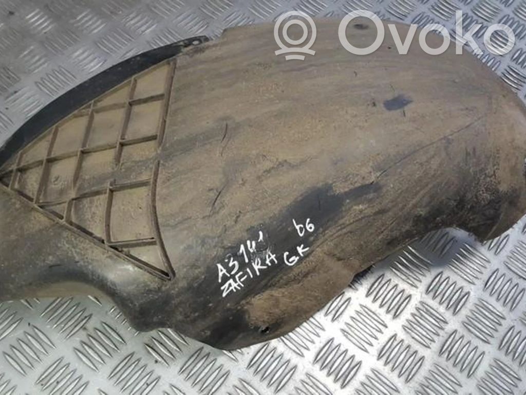 Opel Zafira B Rivestimento paraspruzzi parafango posteriore 
