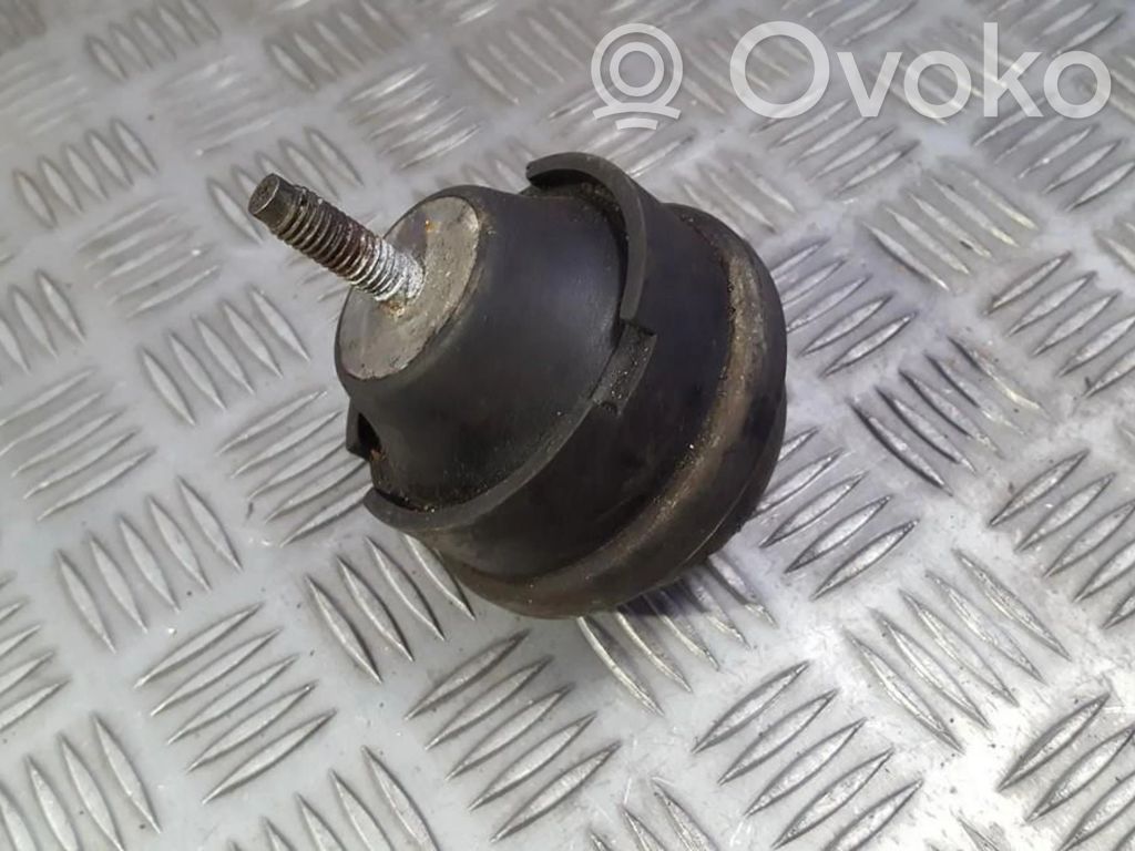 Peugeot 206 Dzinēja spilvens 