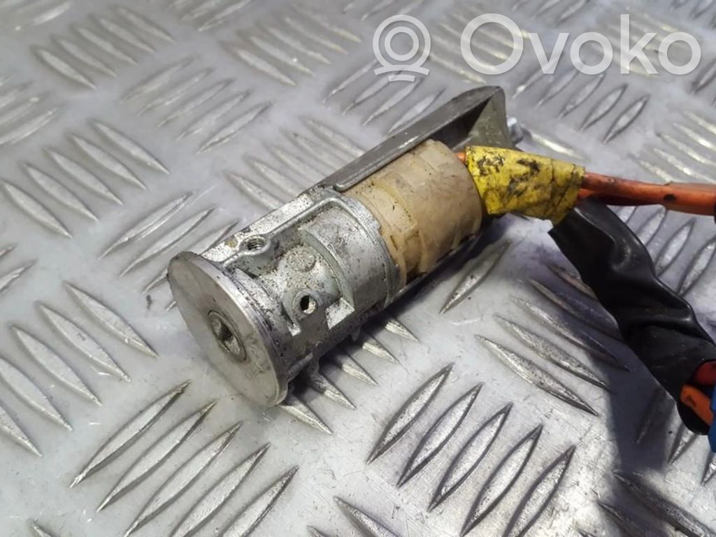 Peugeot 206 Virtalukon kytkin