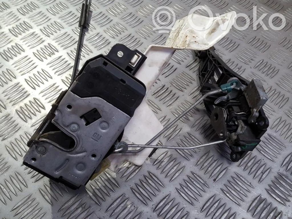Opel Astra H Etuoven lukko 