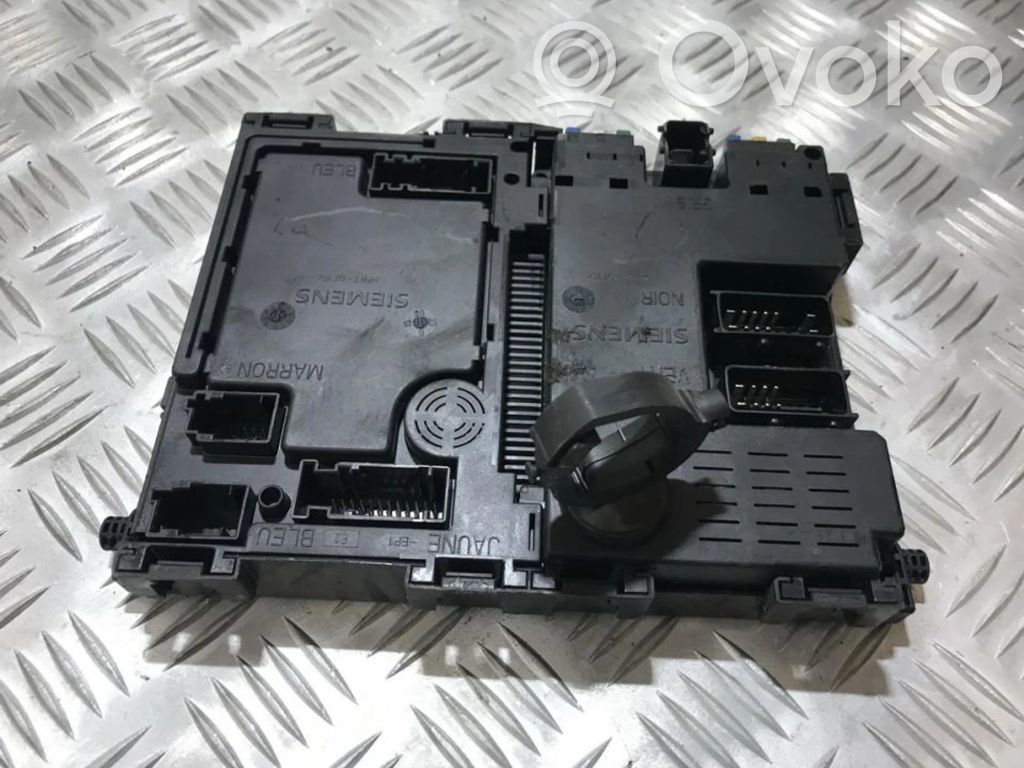 Peugeot 206 Module confort 