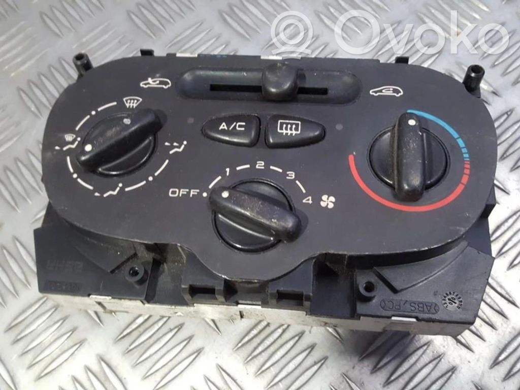 Peugeot 206 Unitate control climatizare 