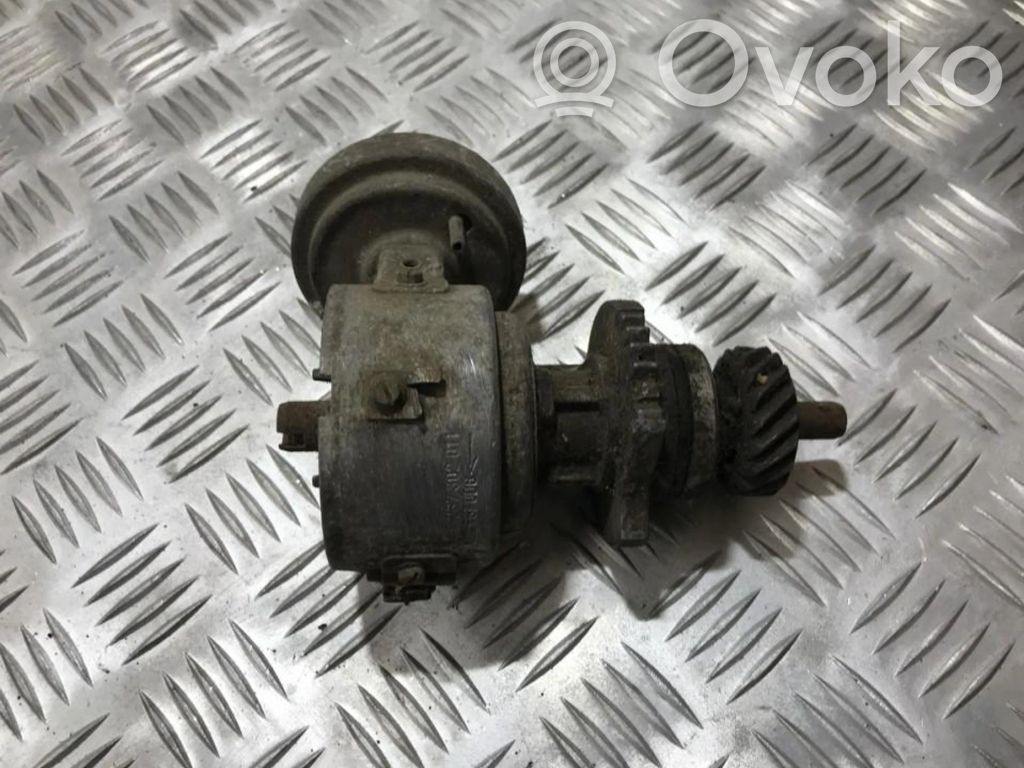 BMW 3 E21 Spark distributor 