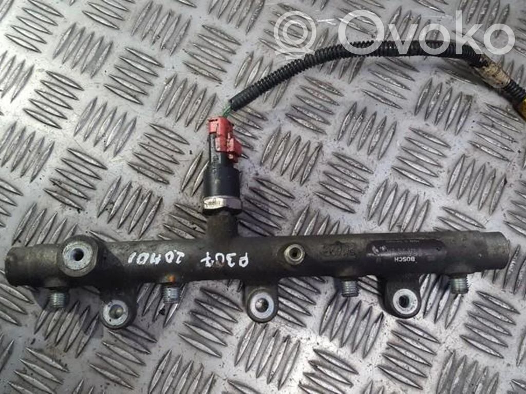 Peugeot 307 Tuyau de conduite principale de carburant 