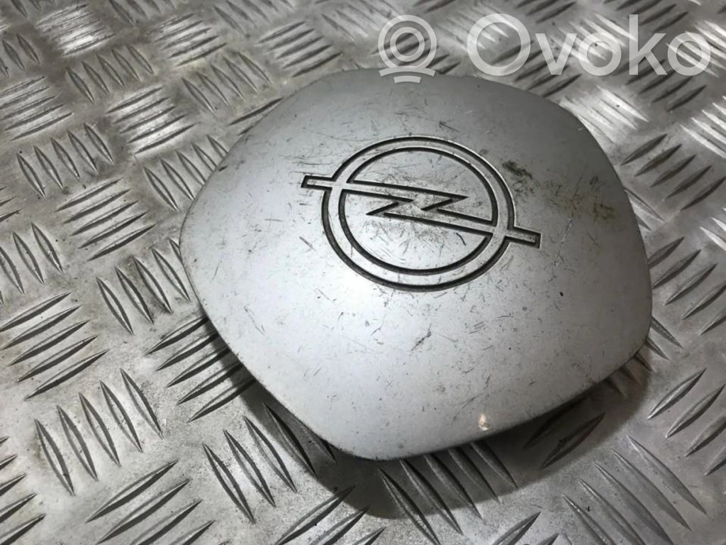 Opel Corsa A Alkuperäinen pölykapseli 
