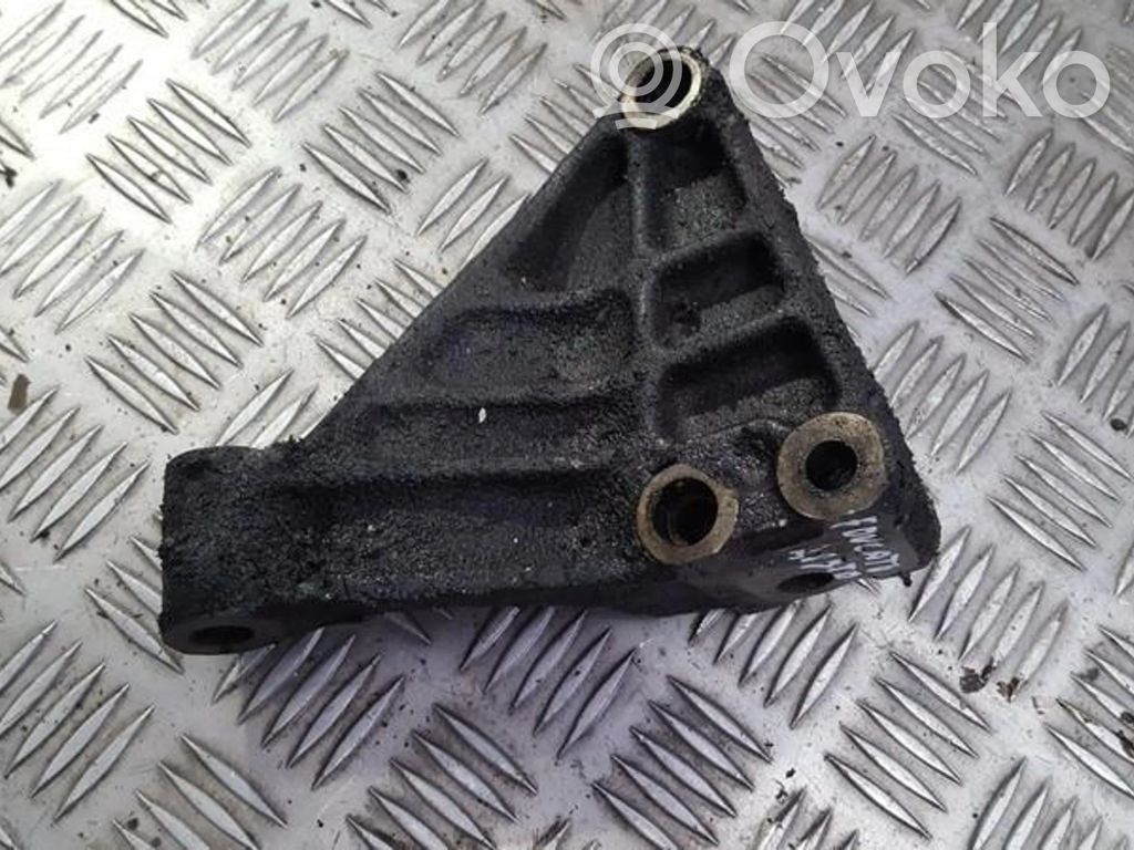 Engine mounting bracket   S0032566,S0032566