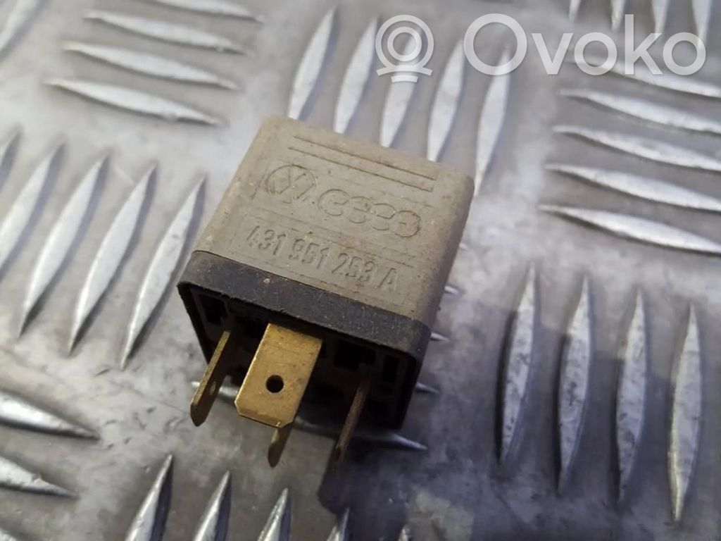 Audi 80 90 B2 Muu rele 