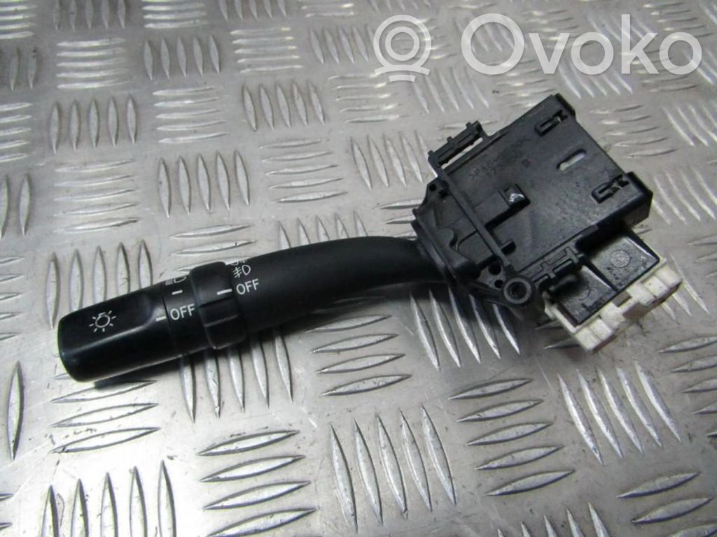Toyota Corolla Verso AR10 Leva indicatori