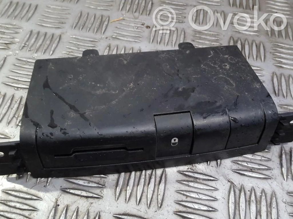 Peugeot 207 Botón interruptor de bloqueo de puertas 