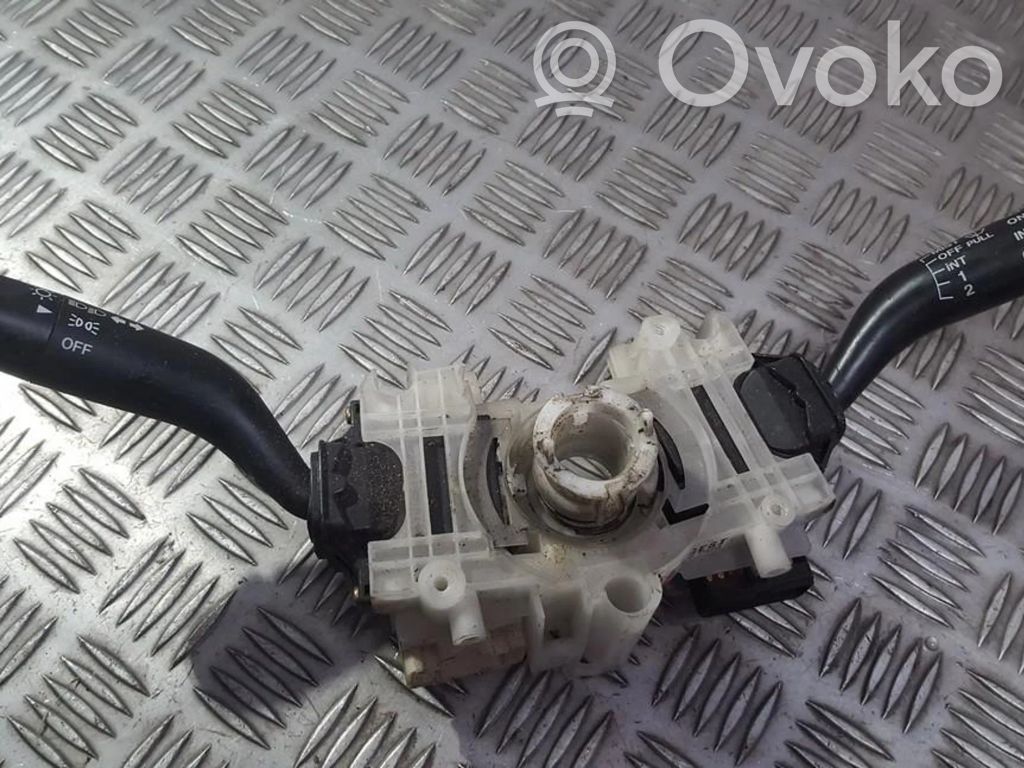 Mazda Premacy Commodo, commande essuie-glace/phare 