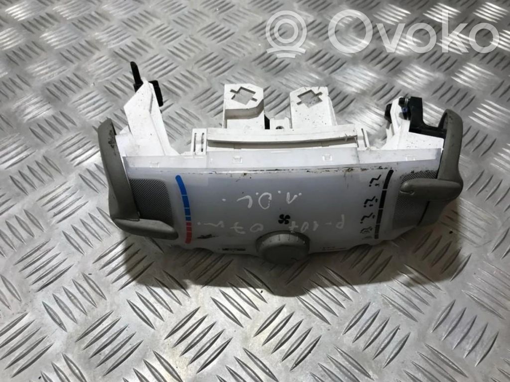 Toyota Aygo AB10 Centralina del climatizzatore 
