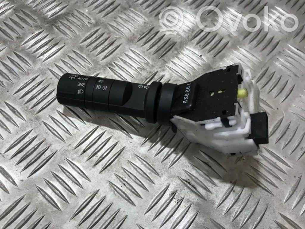 Nissan Qashqai Manetă semnalizator 