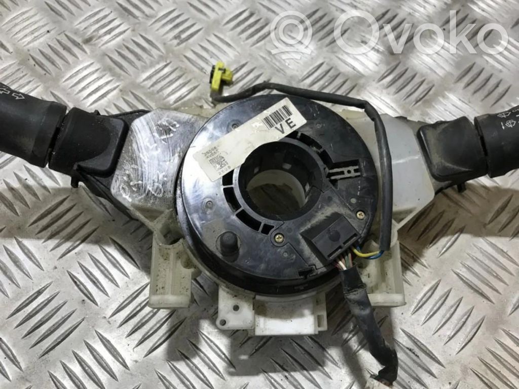 Nissan Primera Innesco anello di contatto dell’airbag (anello SRS) 