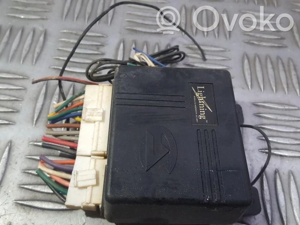 Hälytyksen ohjainlaite/moduuli   E2297RA0103516,E2297RA0103516,E2297RA0103516,E2297RA0103516