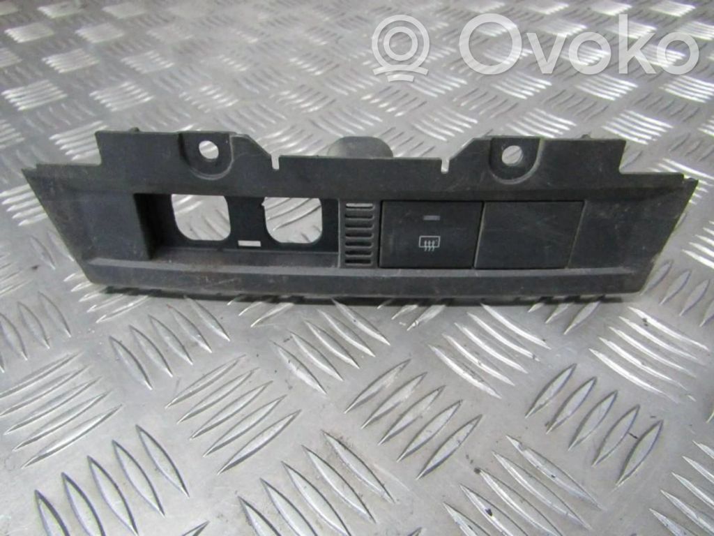 Ford Focus Interruptor de la calefacción de la luna/parabrisas