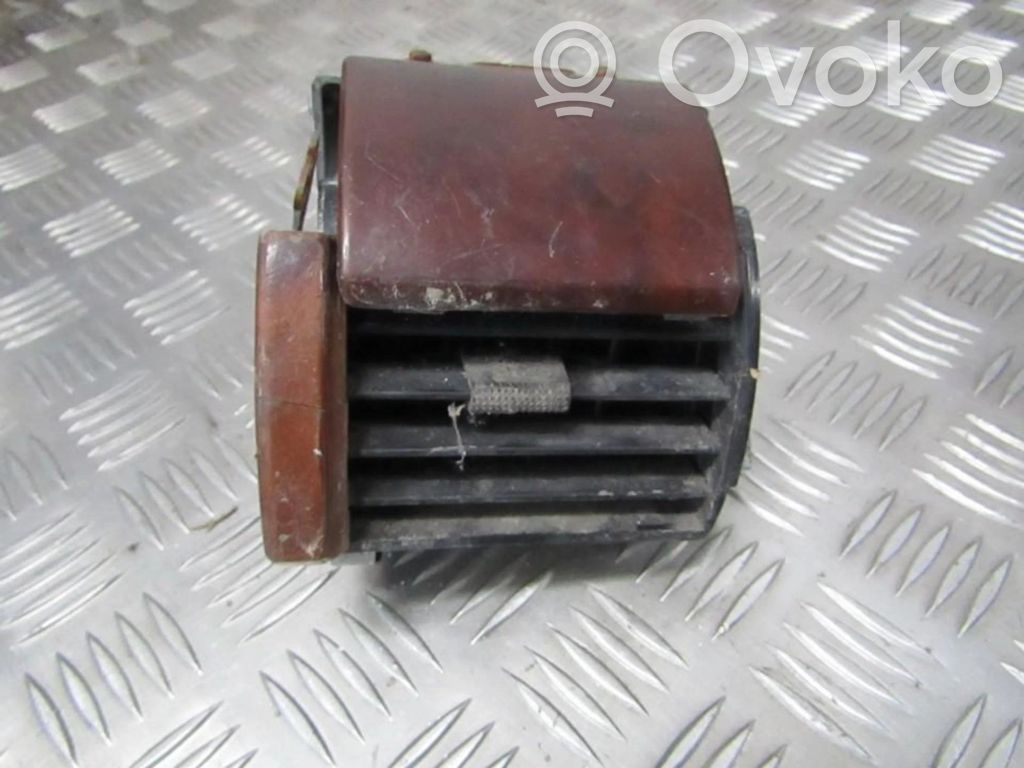 Volkswagen Phaeton Rejilla de ventilación central del panel 