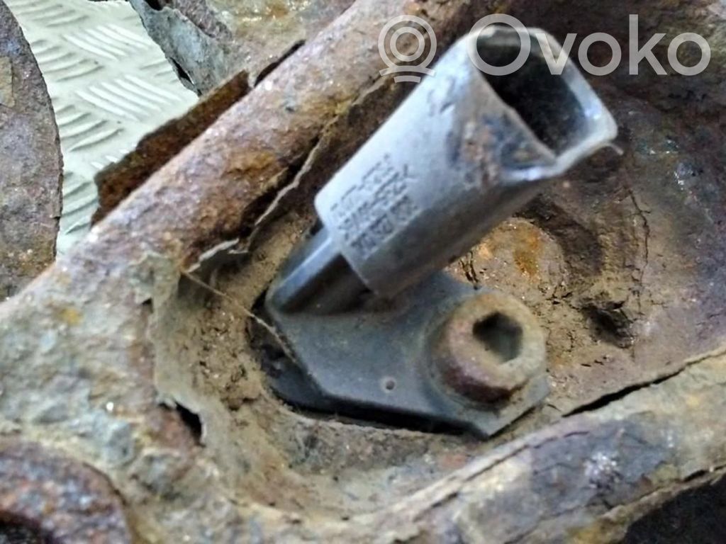 Volkswagen Touran I Senzor ABS roată spate