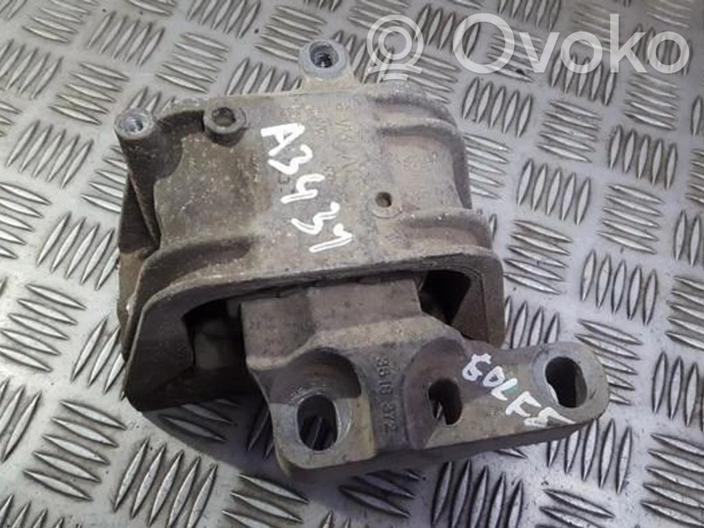 Volkswagen Golf V Suport tampon motor 