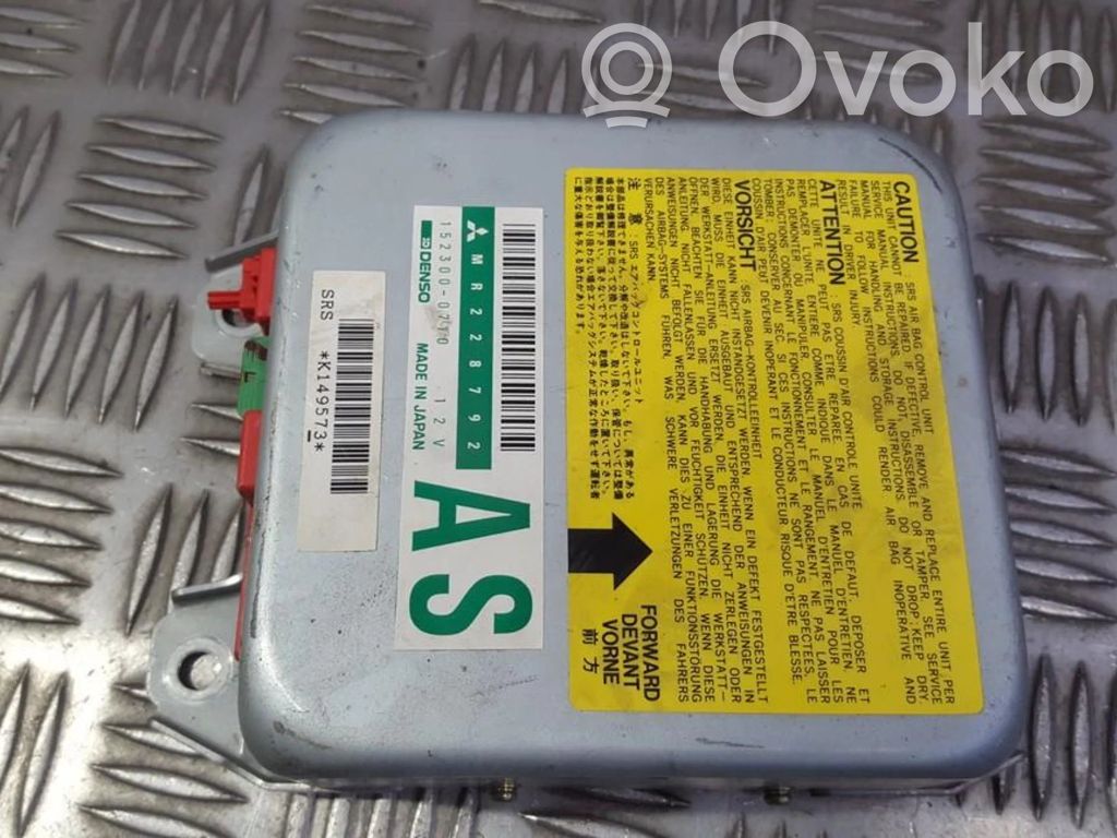 Mitsubishi Space Runner Turvatyynyn ohjainlaite/moduuli 