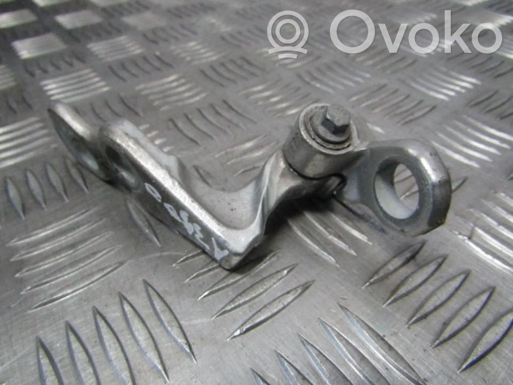 Ford Focus Front door upper hinge 