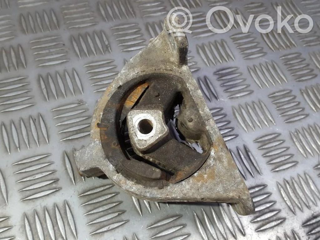 Chrysler Voyager Engine mount bracket 