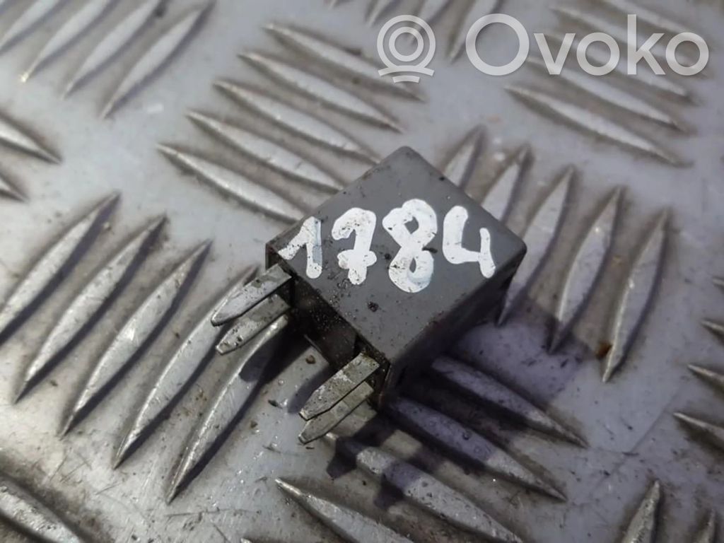 Otros relés   9522038000,9522038000,9522038000,9522038000