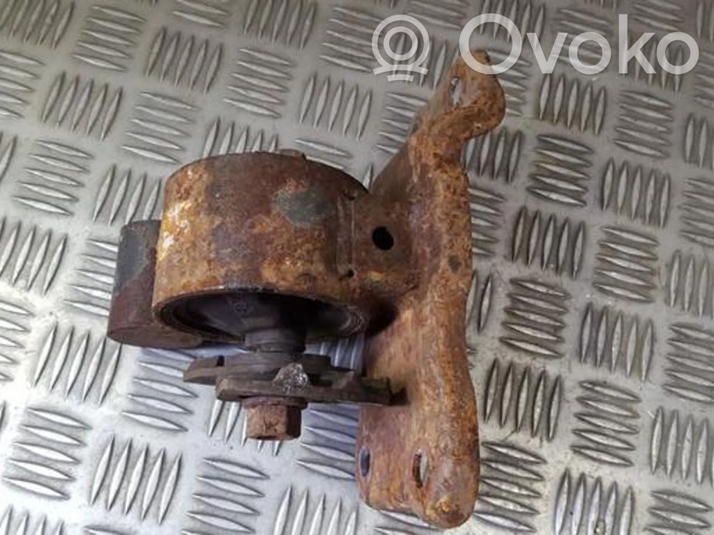 Engine mount bracket   MR197612,MR244836,MR197612,MR244836