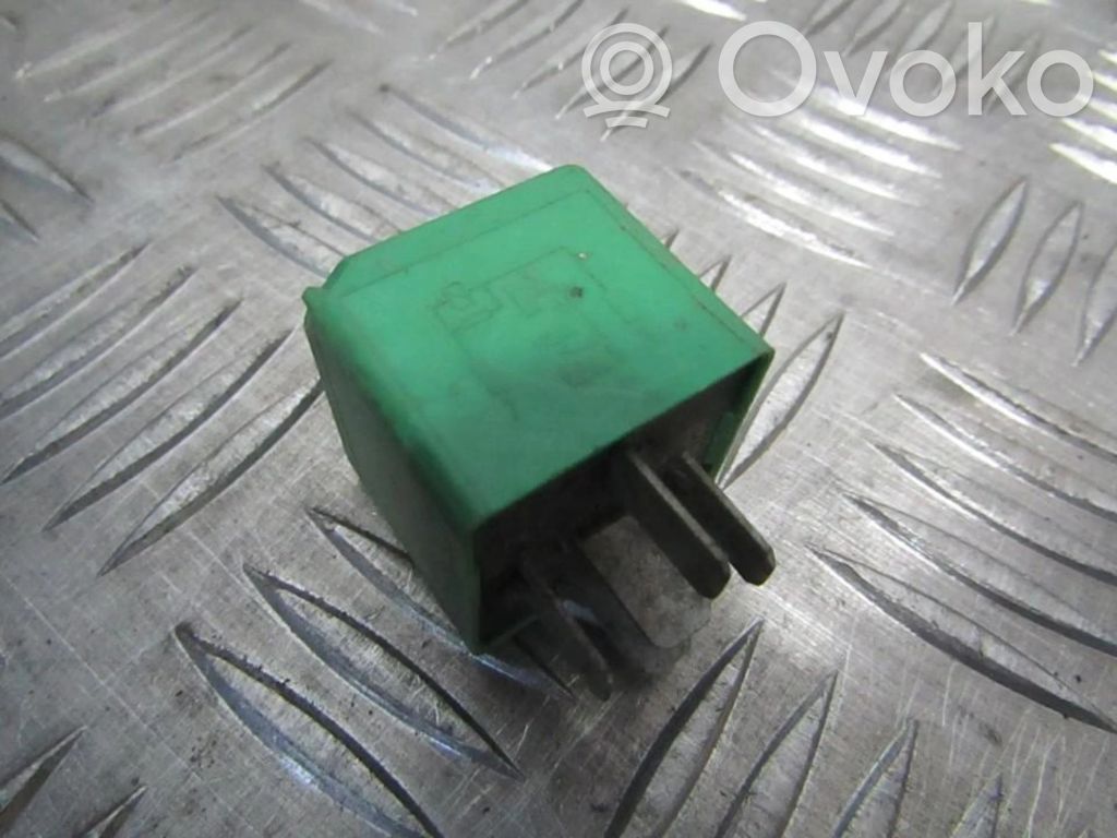 Altri relè   93BG13A025AA,V23136A1X2,93BG13A025AA,V23136A1X2,V23136A1X2