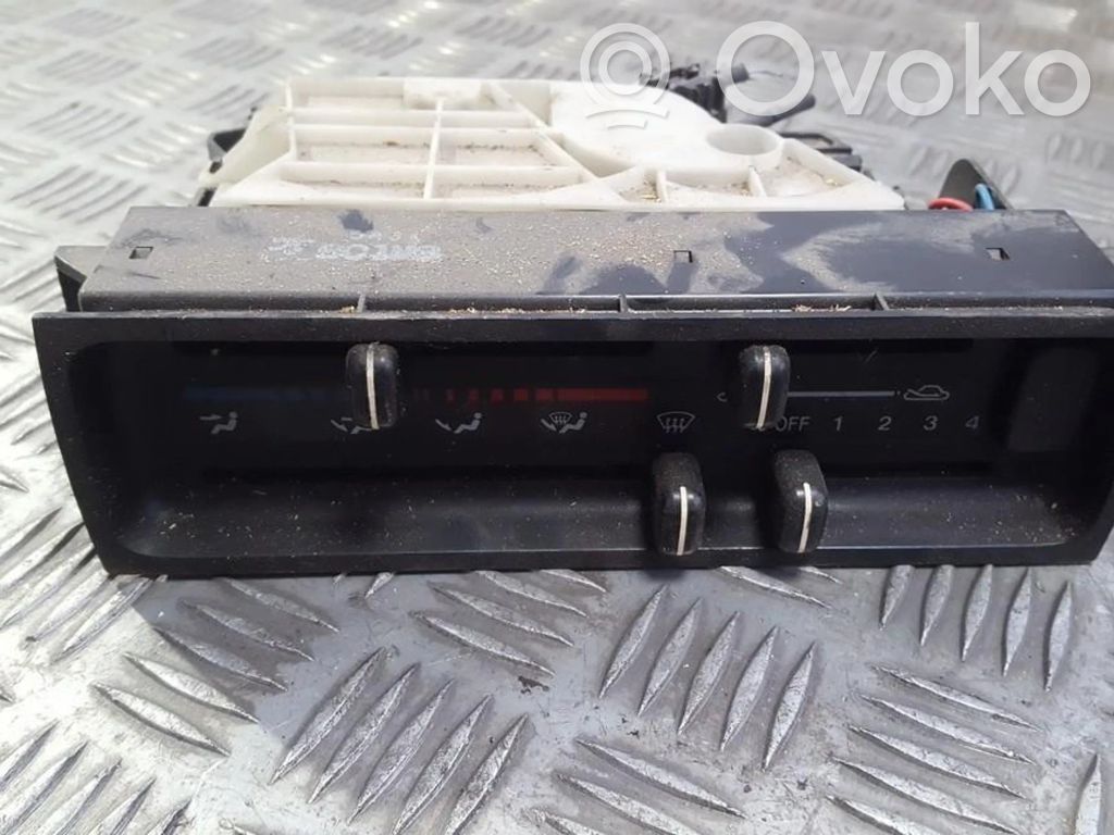 Mazda 323 Unidad de control climatización 