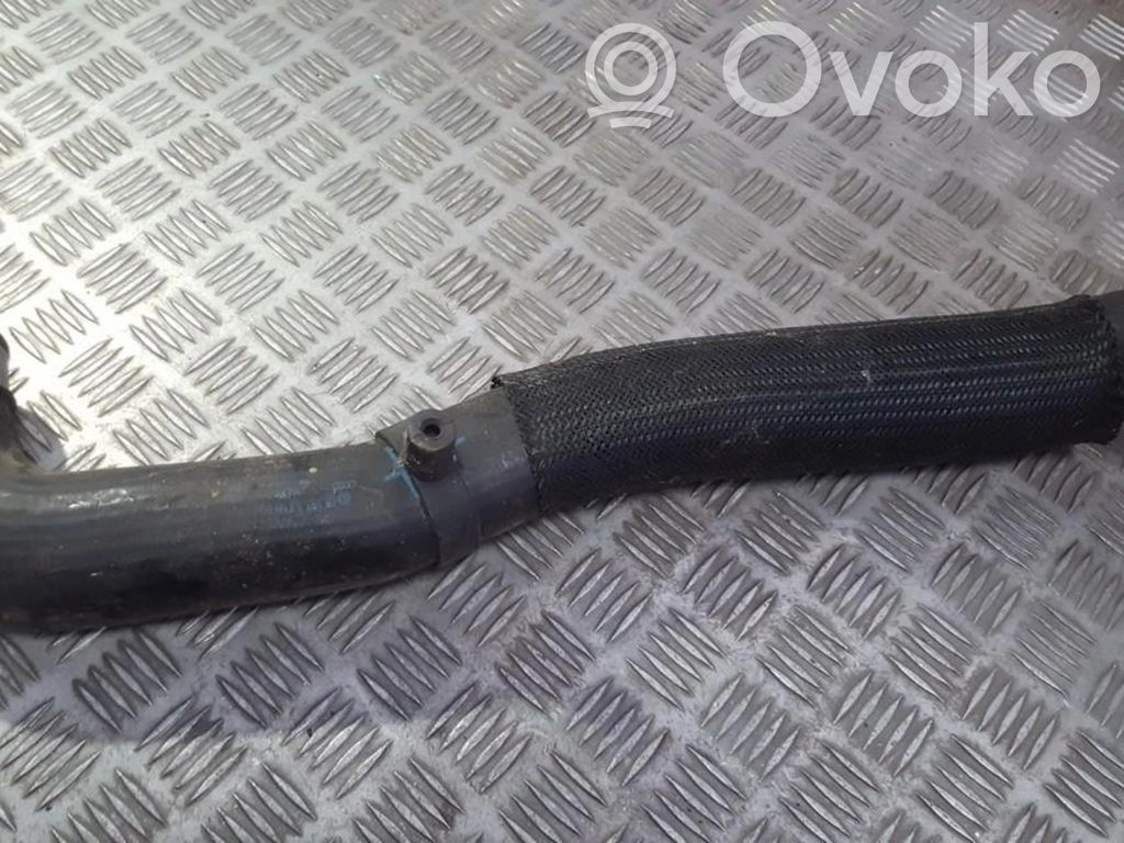 Volkswagen Touareg I Tubo flessibile intercooler