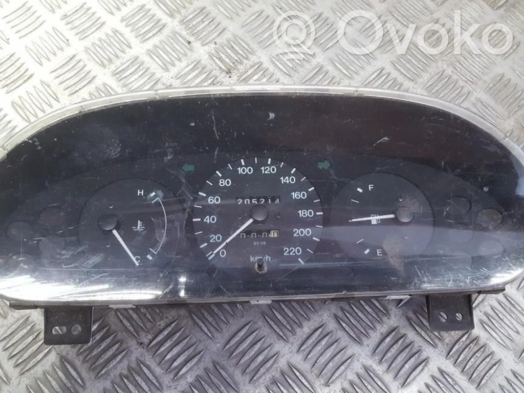Mazda 323 Tachimetro (quadro strumenti) 