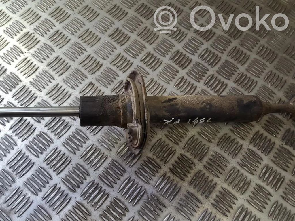 Stoßdämpfer vorne   8D0413031L,8D0413031L
