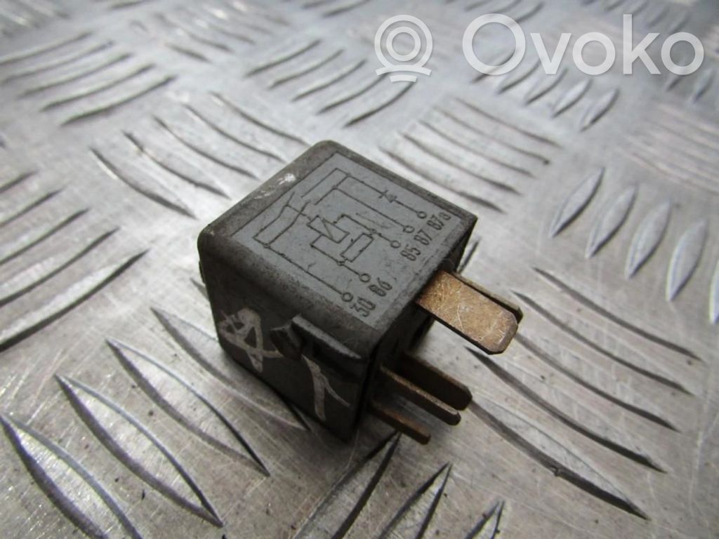 Autres relais   V23134B57X152,V23134B57X152,61361393403,61361393403,61361393403,V23134B57X152,V23134B57X152