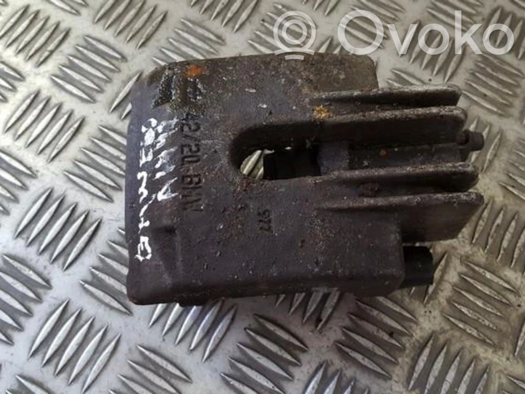 Caliper del freno trasero   4220,4220