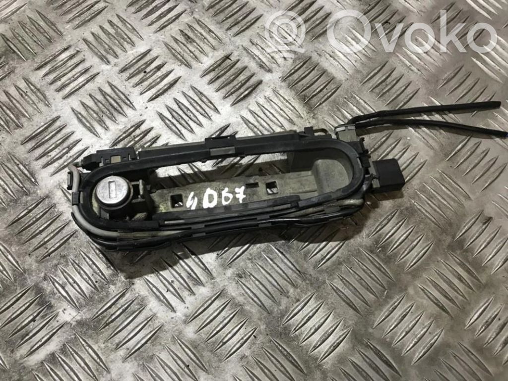 Audi A4 S4 B5 8D Manecilla externa puerta delantera 